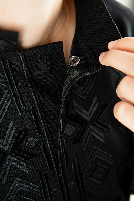 Вишиванка для хлопчиків, лляна, чорна, топ Київ - фото 2