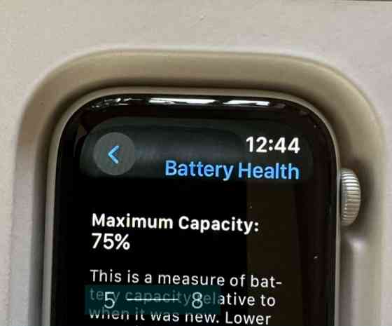 Смарт-Часи Apple Watch Series 4 (44 mm) Київ