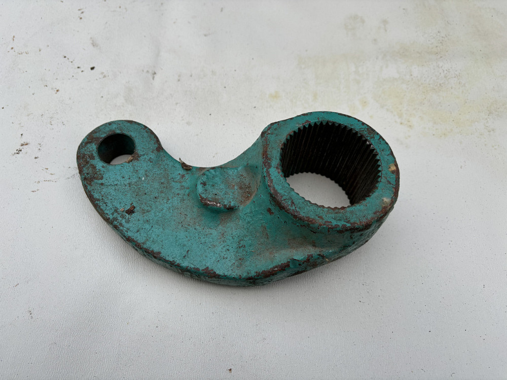 Рычаг поворотный гидроцилиндра навески трактора ЮМЗ. 40-4605019. Харьков - изображение 1