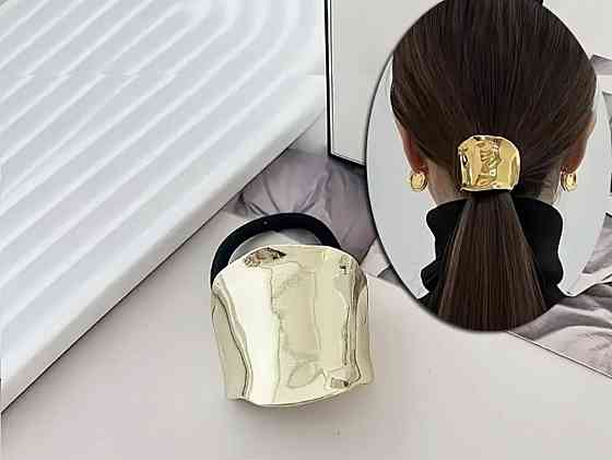 Гумка для волосся із золотистою вставкою Сміла