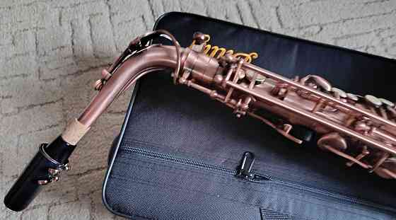 Саксофон альт . Харків