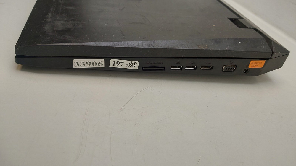 Ноутбук ASUS ROG G73J i7-720QM\2+2+2+2\0\ATI HD 5870 АКБ- (товар вживаний) Луцьк - фото 4