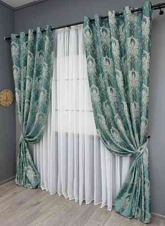 Комплект штор на люверсах VR-Textil Парча № 1777ш Бірюзовий з молочним 155х270 см 2 шт (37-0262) Київ