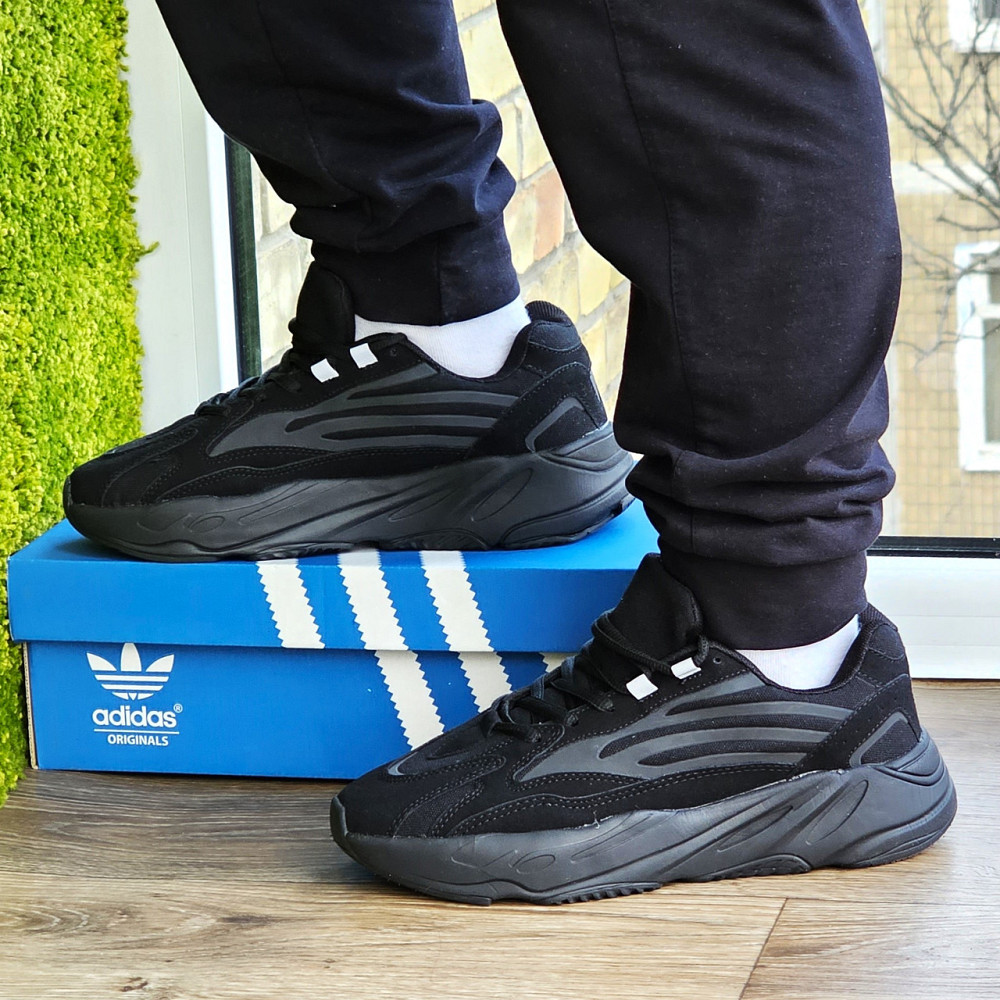 Кросівки Adidas Boost 700 Чорні Чоловічі Адідас Замшеві (розміри: 41,42,43,44,45,46) - 66-6 Дніпро - фото 1