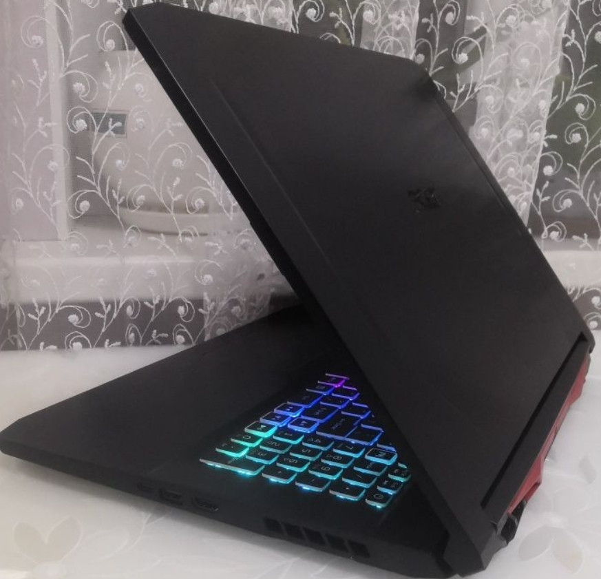 Ноутбук: ASER NITRO 5/ 17,3