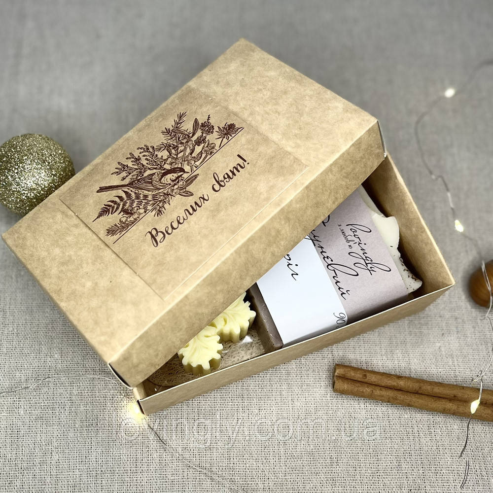 Подарок для коллег на Новый год, мыло с нуля, свеча-снежинка, люфа, праздничная коробка Ирпень - изображение 3