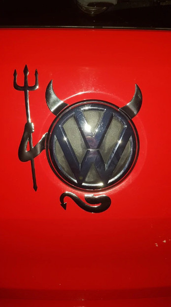 Наклейки 3D на авто – мото Київ - фото 5