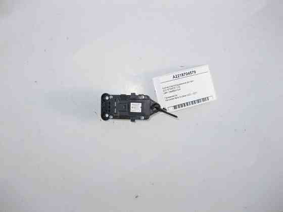 Mercedes-Benz  A2218704579 7J22 Кнопка склопідйомника пасажира срібляста S-Class W221 рестайл Одеса
