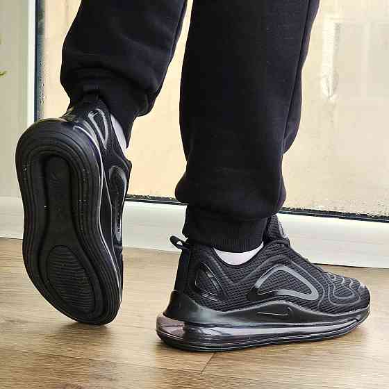 Кросівки Nike 720 Чорні з Амортизацією Жіночі Найк (розміри: 40,41,42,43) Дніпро