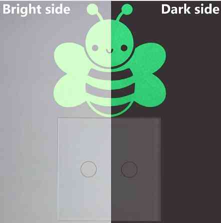 Світна наклейка "Бджілка" Київ