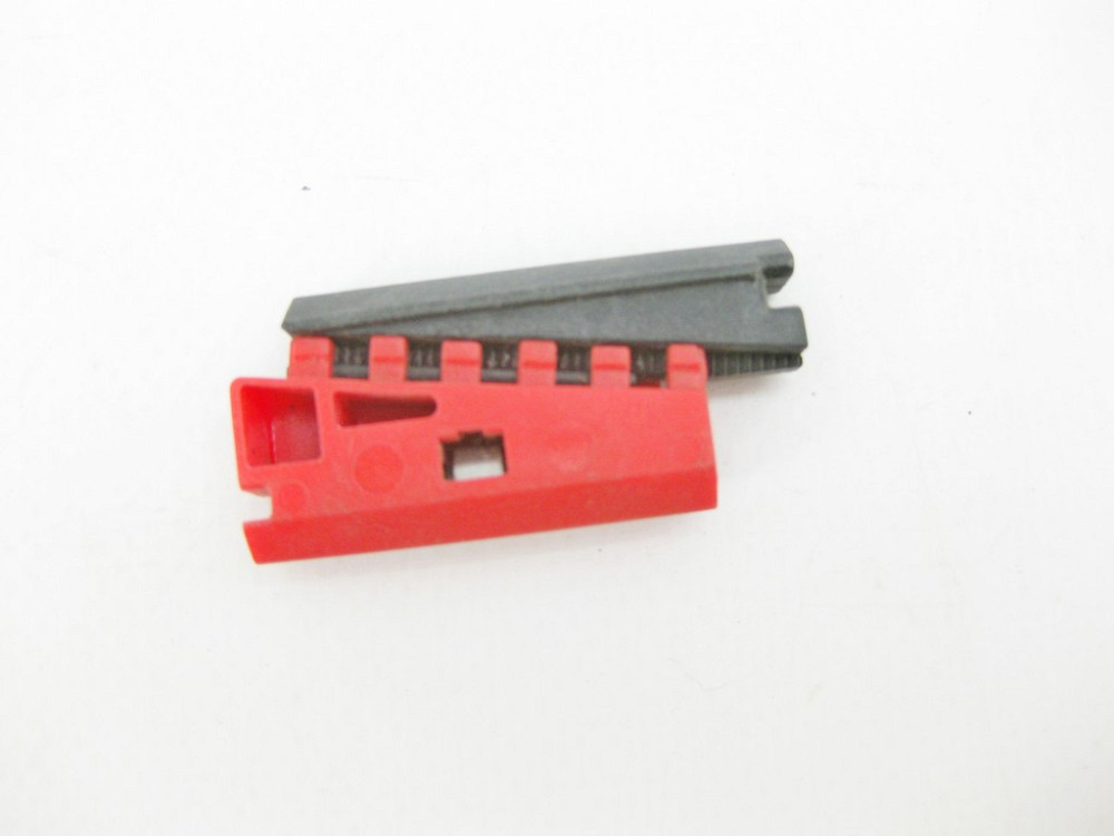 Mercedes-Benz  A2196900414 Кріпильна пластина на даху для водовідвідного молдингу CLS C219 Одесса - изображение 2