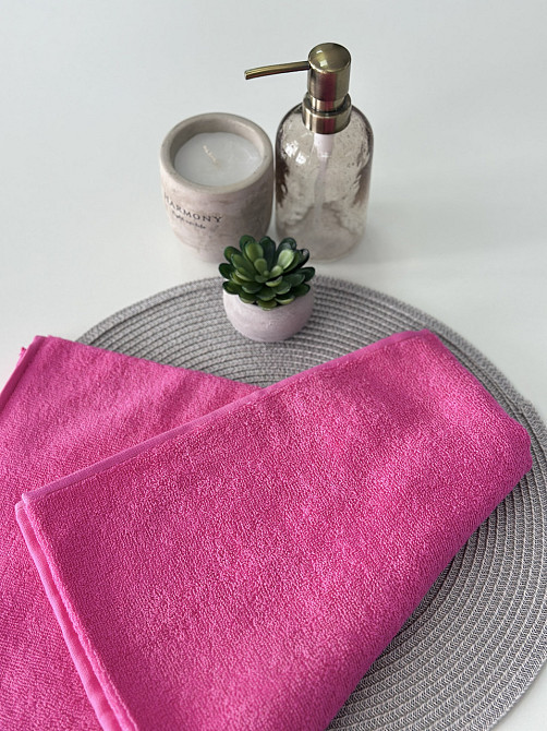 Комплект рушників Ideal Textile однотонних 50х90см + 70х140см 400 г/м2 (56860932) Рожевий Чернівці - фото 5
