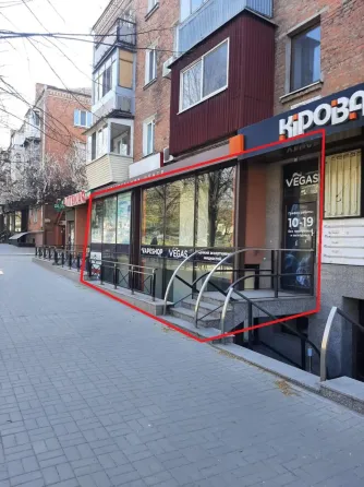 Здам магазин на пр Поля буд 106, червона лінія, Окремий вхід, величезне вітринне вікно на червону лі Дніпро