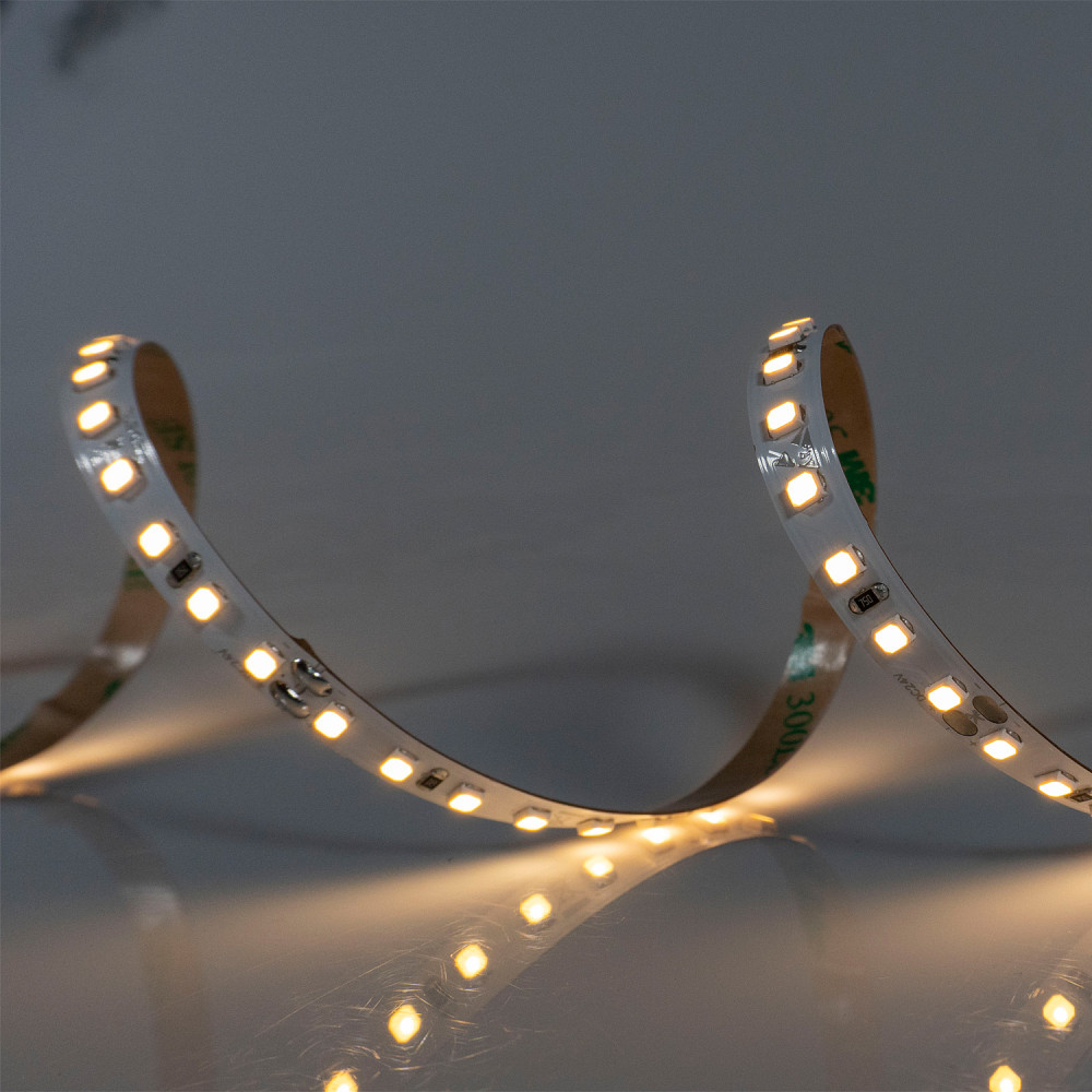 LED-STIL Світлодіодна стрічка 3000K 6 Вт/м 2835 128 діодів IP33 24 Вольти 850 lm Київ - фото 1