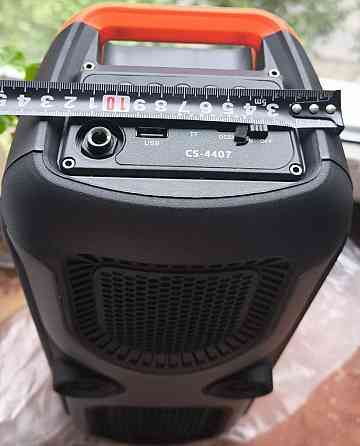 Портативная блютуз колонка. Киев