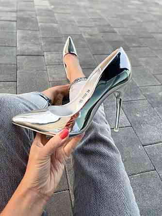 Comer Туфлі жіночі COMER срібні еко-лак каблук 11см 36р (4789) Коломыя