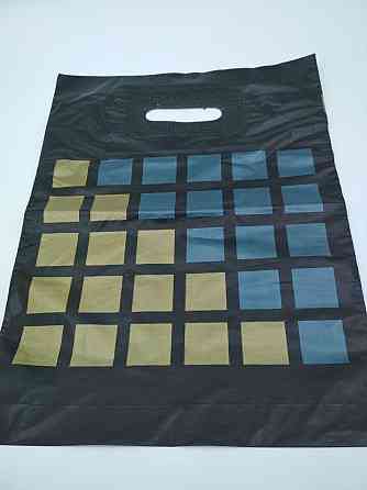 Пакет с прорезной ручкой (30*40) ДВУХЦВЕТНЫЕ КВАДРАТЫ маленький (50 шт) Харьков