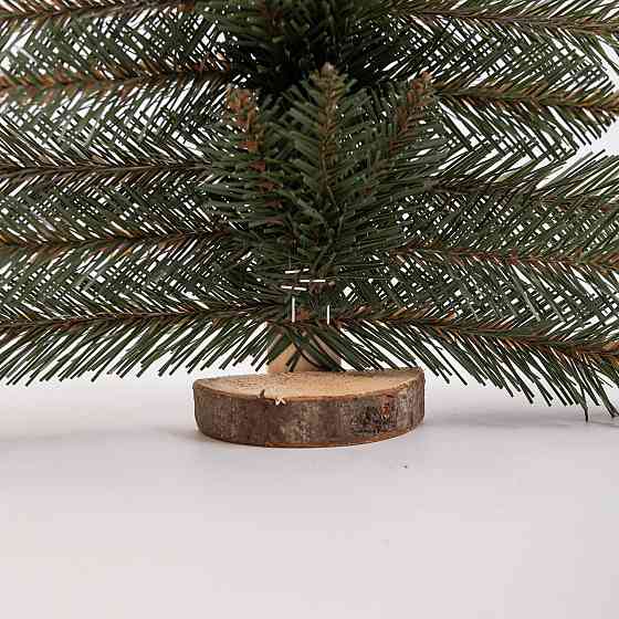 Настінна штучна ялинка Полонина 60 см на підставці Київ