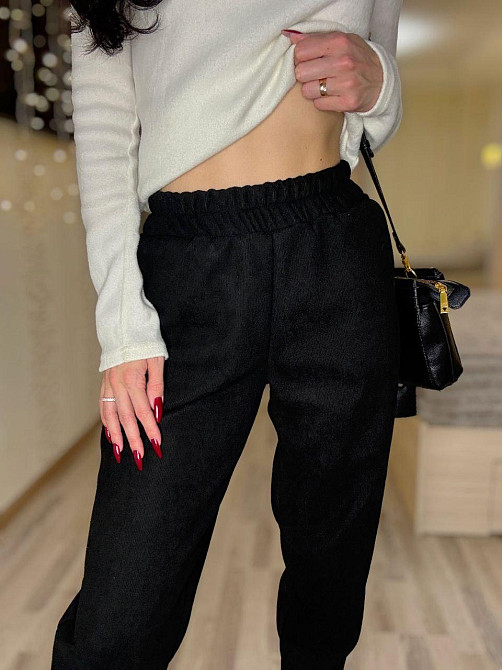 Жіночі утеплені штани мом із вельвету на щільному флісі Чорний, 42/44 Одеса - фото 7