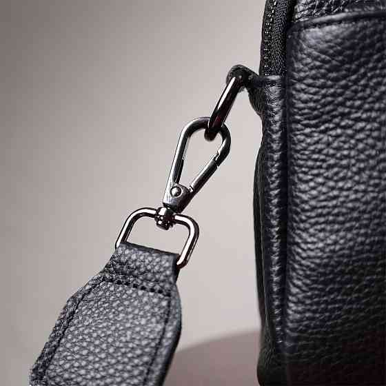 Прямокутна сумка жіноча з кишенями із натуральної шкіри Чорна (Vintage) Київ