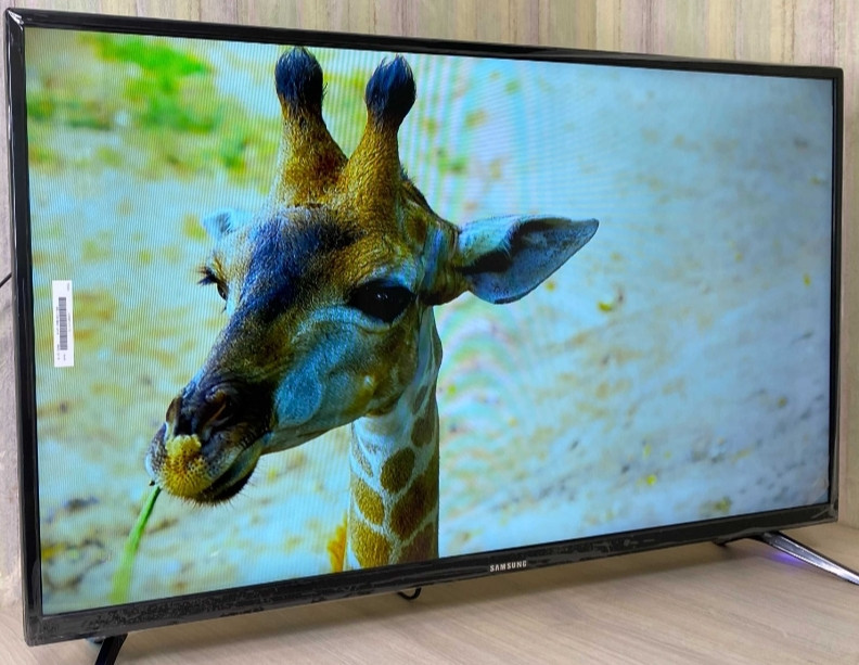 Телевизор: Samsung 45