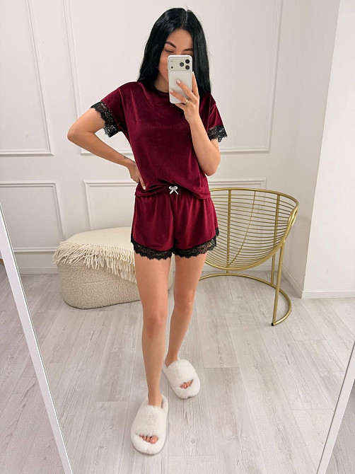 Жіноча піжама двійка з велюру з мереживом Бордовий Одеса - фото 6