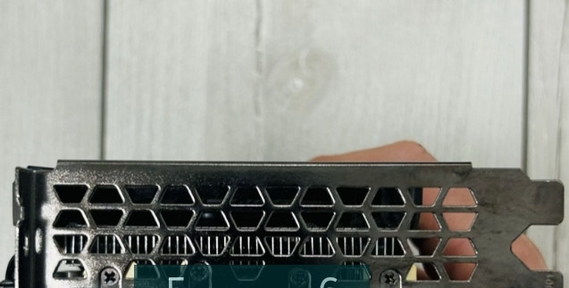 Видеокарта Gigabyte DTX 1660 6Gb. Киев - изображение 1