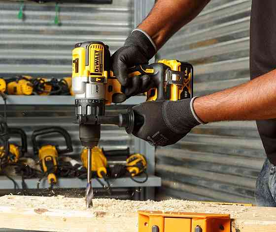 Дриль-шуруповерт акумуляторна безщіткова ударна DeWALT DCD996NT : 95 Нм, без акб 18 В XR Li-lon, 3 швидкості Київ