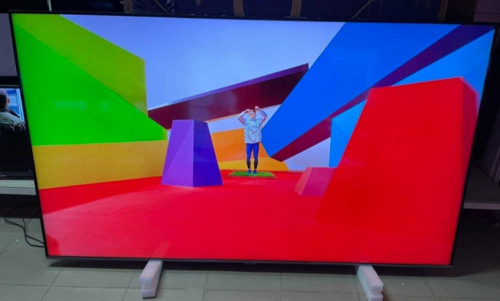 Телевизор Безрамный: 50