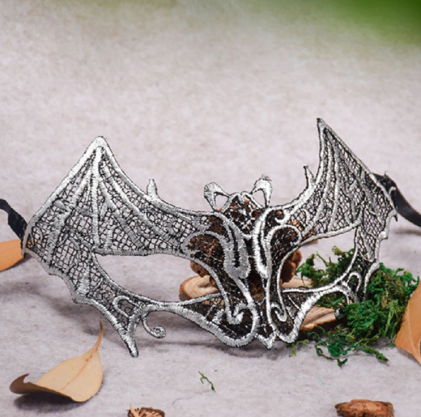 Маска из ткани на лицо Летучая мышь 24 на 9 см серебристый Киев - изображение 2