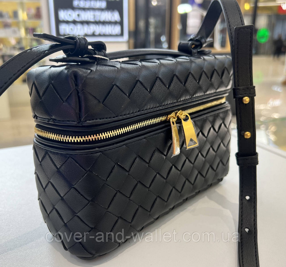 Брендова стильна жіноча сумочка з плетеної шкіри чорного кольору Virginia Conti Київ - фото 5