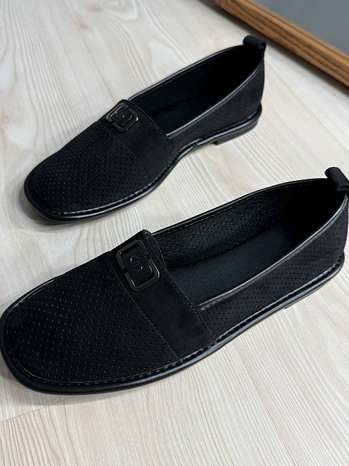 Лоферы женские Meideli 5231-8 перфорированные эко-замша черные, 40, 25 см Киев - изображение 1