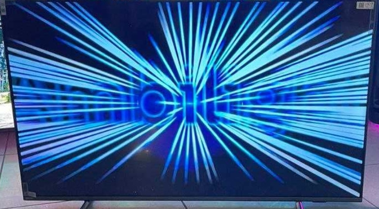 Телевизор: 65