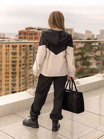 Стильный женский костюм с плащевки 