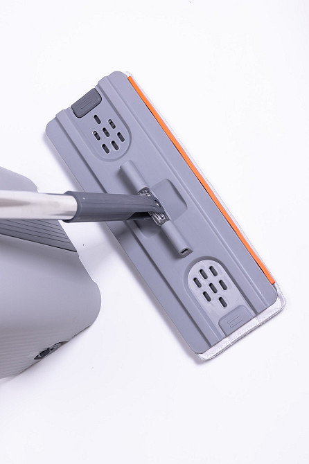 Телескопічна швабра з плоскою насадкою та відро з двома секціями для миття підлоги й віджиму, комплект для прибирання HP-35015-20 Київ - фото 2