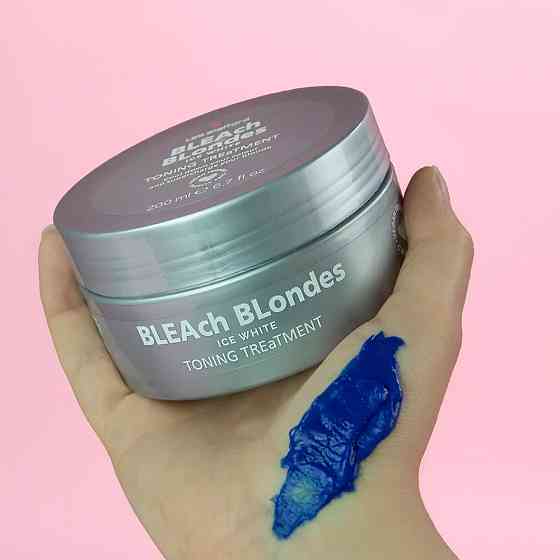 Маска для волосся з синім пігментом Bleach Blondes Ice White Toning Treatment Mask Lee Stafford 200 мл Київ
