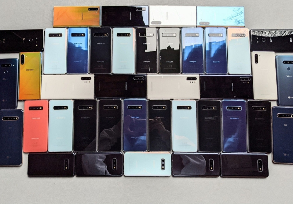 Смартфон Samsung Galaxy s10e 128Gb Prism Black Київ - фото 6