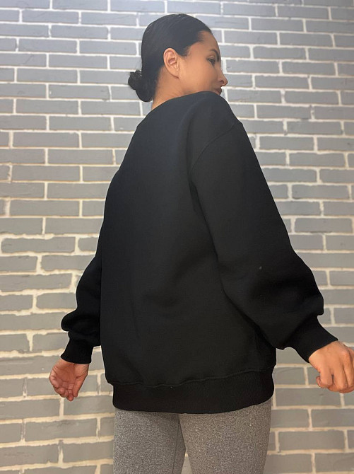 Свитшот женский Pepper&mint 24-03 оверсайз удлиненный надпись утепленный вышивка впереди черный, черный, L Киев - изображение 12