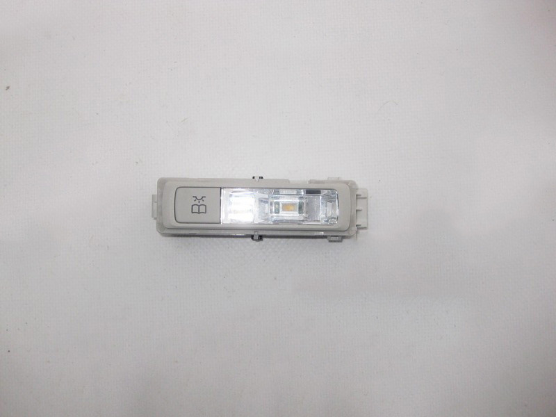 Mercedes-Benz  A0009068905 7H52 Плафон на задній лівій ручці стельовий сірий C-Class W205 GLC X253 Coupe C253 Одесса - изображение 1