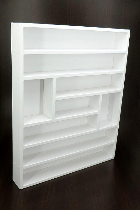 Стеллаж для кукол 