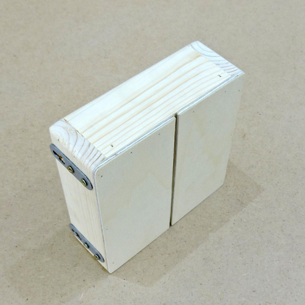 Держатель для туалетной бумаги 