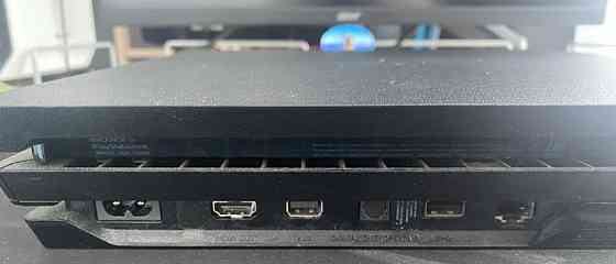 Приставка; SONY PlayStation 4 Pro 1TB Киев