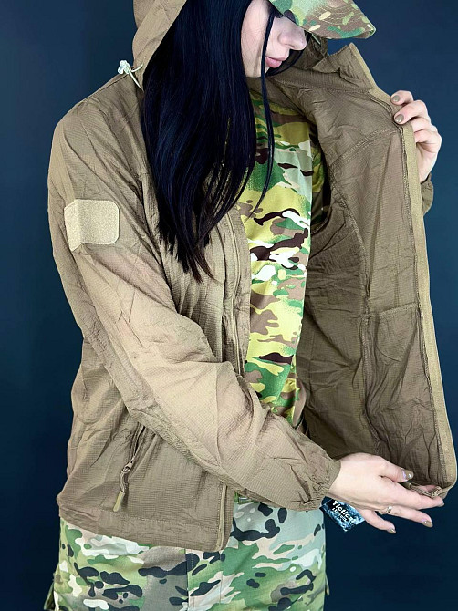 Весняно-літня жіноча вітровка койот тактична, з блискавкою, капюшоном і антимоскітним ефектом Львів - фото 8