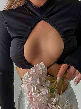 Жіночий романтичний  кроп топ з зав'язками мікродайвінг Одеса