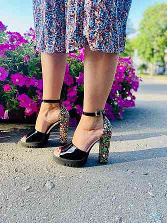 Kluchini БосонІжки жіночі KLUCHINI 4831 чорні (літо, шкіра лакована) (4115) лише 37р. Коломыя