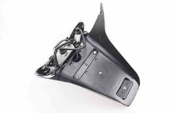 Ліхтар задній з крилом Київ