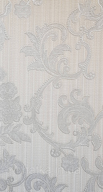 Шпалери вінілові на флізеліні AdaWall Seyyah 1.06х10 вензелю завитки великі структурні сріблясті на білому Київ - фото 1