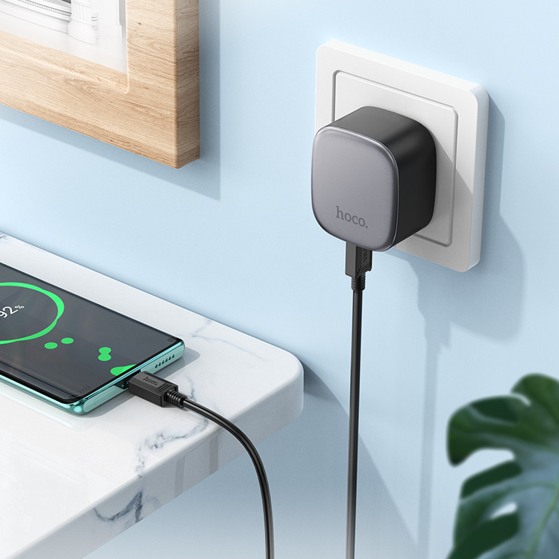 Мережевий зарядний пристрій HOCO CS32A Rise PD20W+QC3.0 charger Black Київ - фото 8
