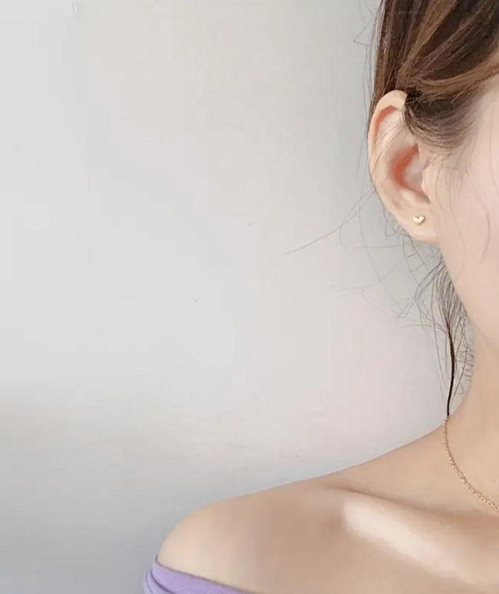 Минималистичные серьги-пусеты Золотистые, медные, 0.6 см, унисекс Киев - изображение 2