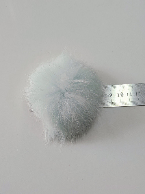 Хутряний бубон на шапку з кролика М'ятний 7-8 см Харків - фото 3
